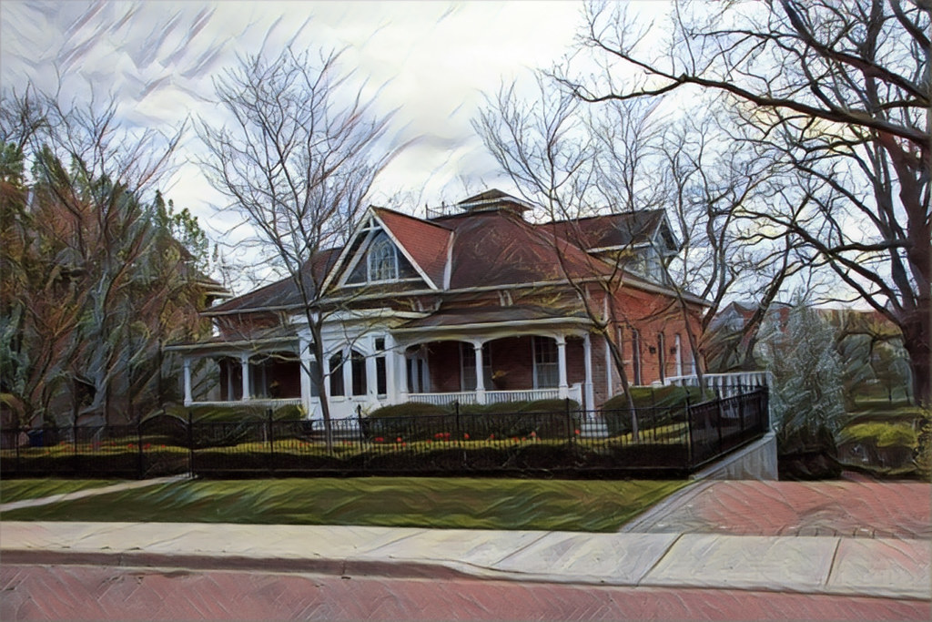 Stratford Ontario - Canada - Architecture Cottage with Captains Walk